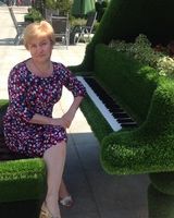 Елена Боброва