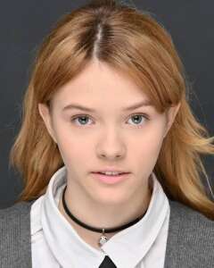 Лиза Квинс