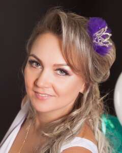 Анна Исаева