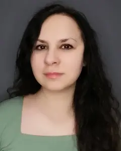 Юлия Тихонова