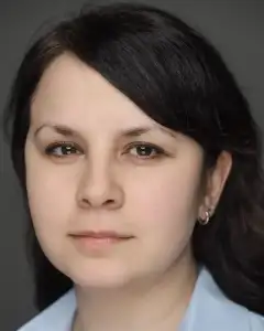 Юлия Тихонова