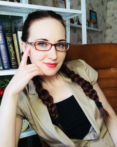 Елена Ионова