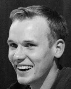 Антон Гапонов