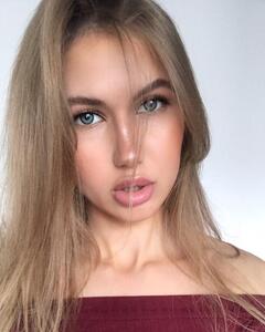 Марина Безносова