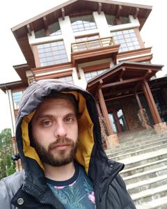 Владислав Алексеев