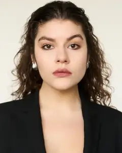 Элина Каримова