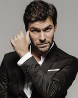 Олег Артамонов