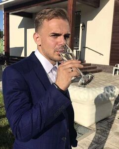 Никита Чернецкий