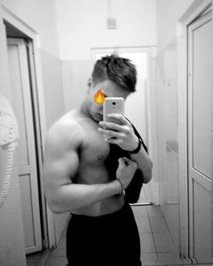 Денис Салимов