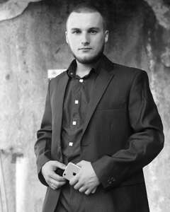 Дмитрий Артемьев