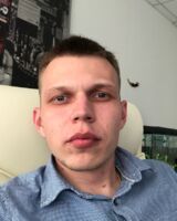 Евгений Зверев