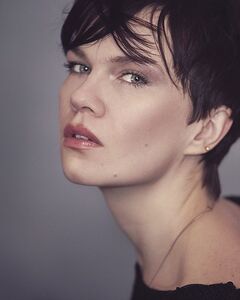 Елена Торяник