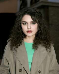 Диана Саакова