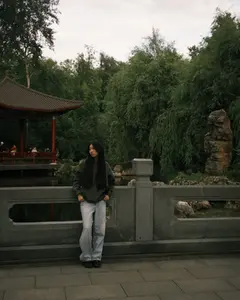 Виктория Ли