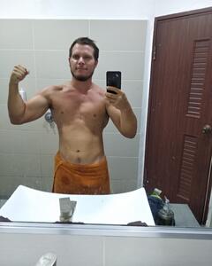 Лев Гуськов