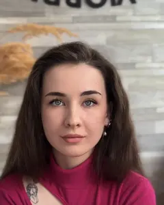 Арина Нацвина