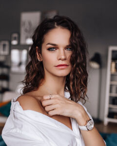 Алиса Мирошниченко