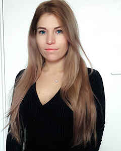 Анна Чу