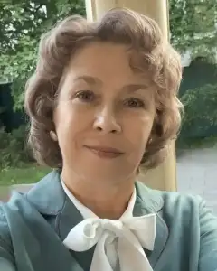 Светлана Попова