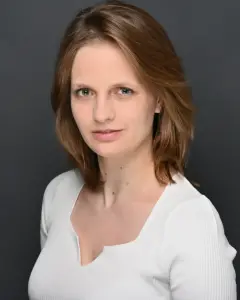 Елена Апокорина