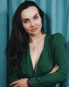Юлия Семёнова