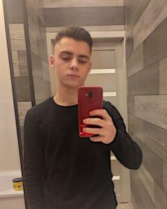 Андрей Акимов