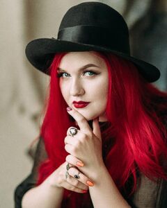 Елена Мак
