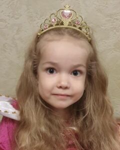 Леона Виктория 