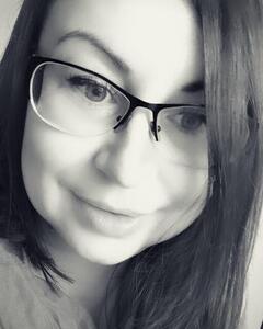 Елена Махнева