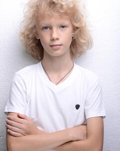 Александр Иванов