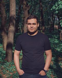 Максим Лютиков