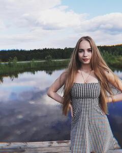 Алина Фирстанова