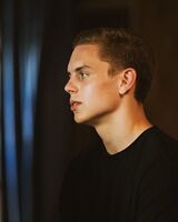 Володя Яковлев