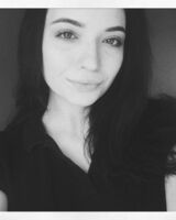 Ксения Попова