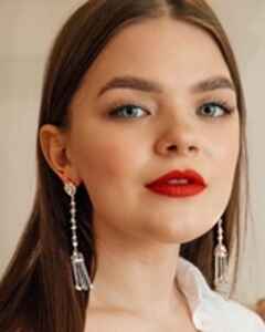 Ксения Кривополенова