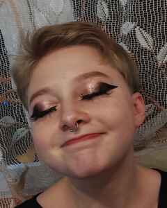 Вероника Лопатина