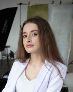 Алина Назарова