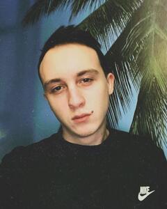 Андрей Жуковский