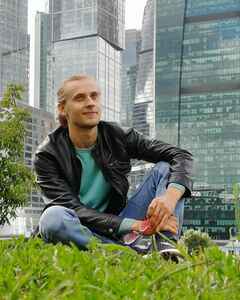 Артём Карпенко