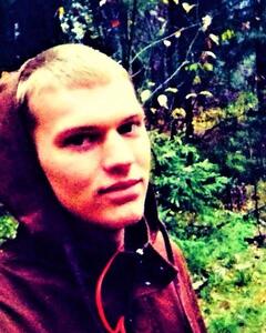 Руслан Новаков