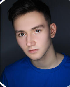 Анатолий Плотников