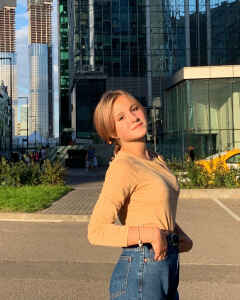 Вероника Комаревцева