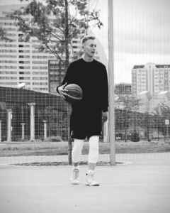 Илья Денисов