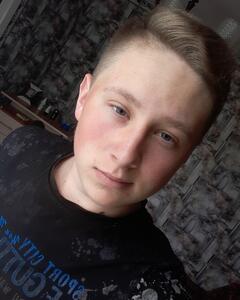 Денис Николаев