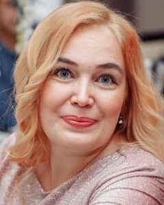 Елена Бутарова