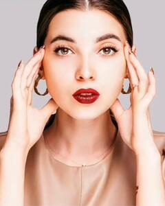 Яна Лампига