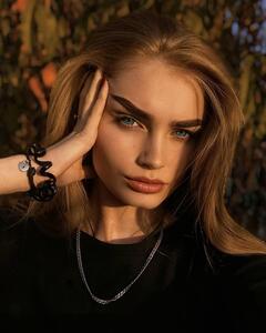 Юлия Олейникова