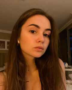 Анастасия Мезенина