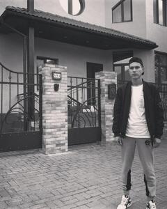 павел гардер