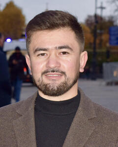 Искандархон Нозимов